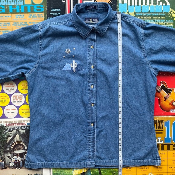Custom Upcycled Vintage Denim Shirt W/ Music Feeds The Soul Embroidered Patch - Picture 14 of 16